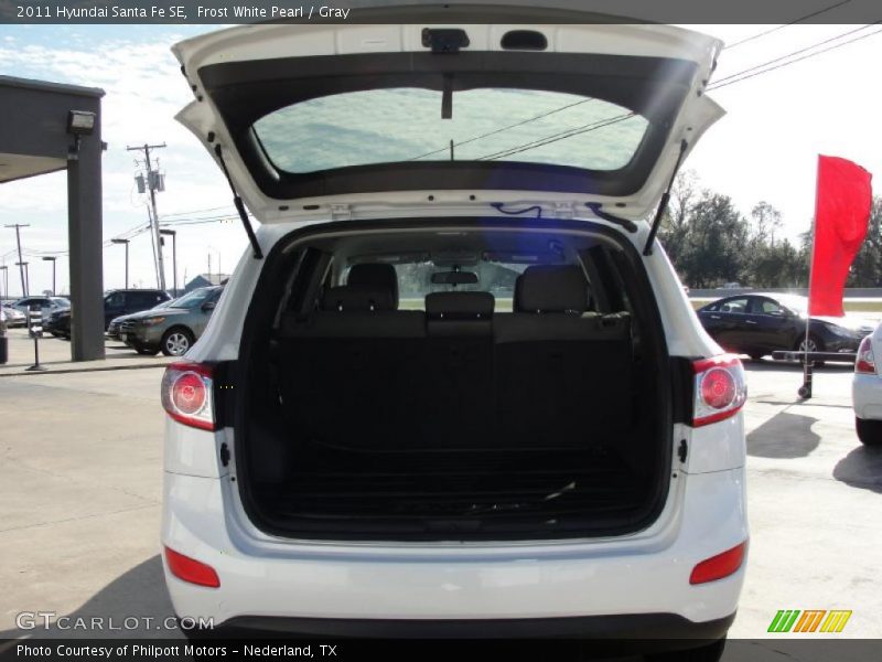 Frost White Pearl / Gray 2011 Hyundai Santa Fe SE