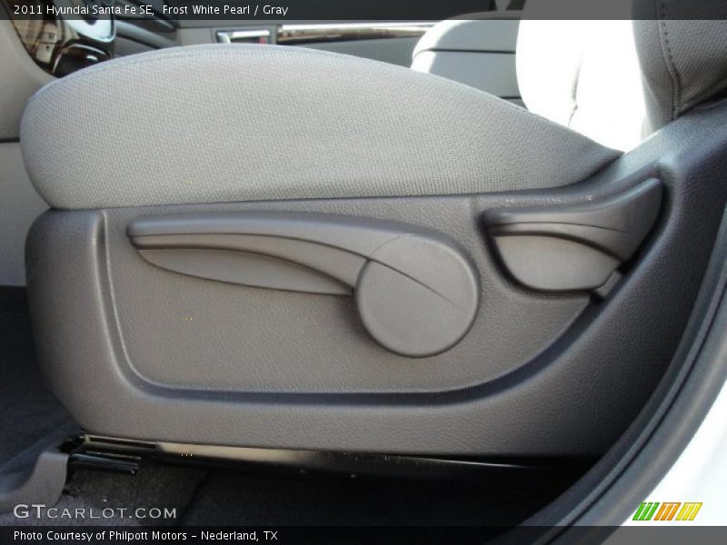 Frost White Pearl / Gray 2011 Hyundai Santa Fe SE