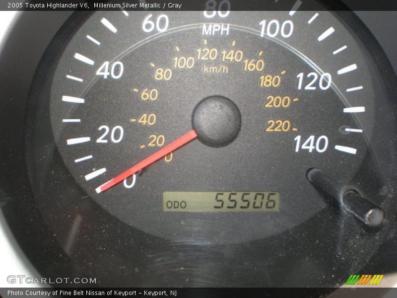 Millenium Silver Metallic / Gray 2005 Toyota Highlander V6