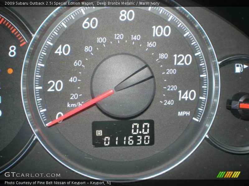 Deep Bronze Metallic / Warm Ivory 2009 Subaru Outback 2.5i Special Edition Wagon