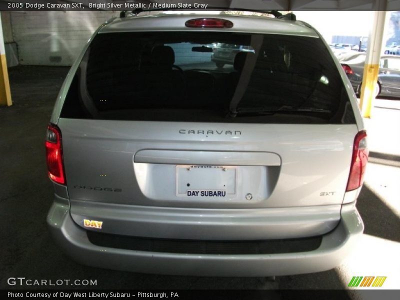Bright Silver Metallic / Medium Slate Gray 2005 Dodge Caravan SXT