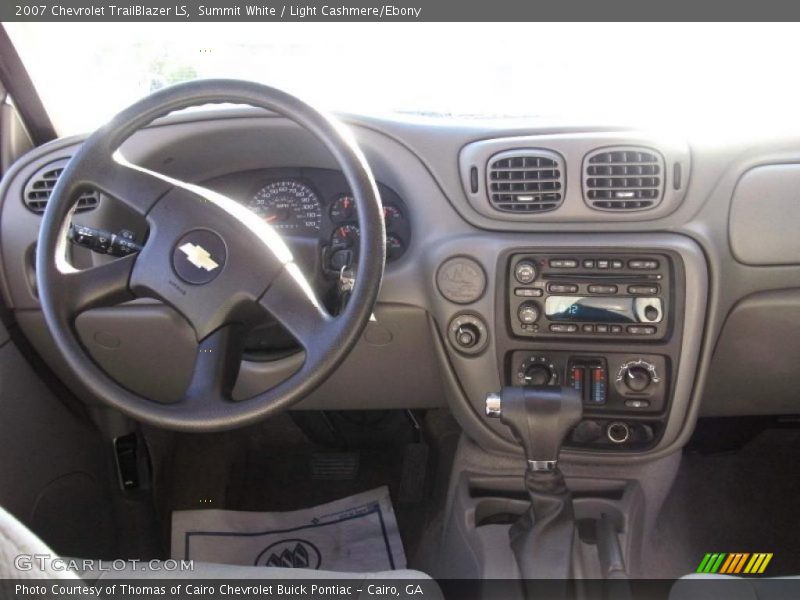 Summit White / Light Cashmere/Ebony 2007 Chevrolet TrailBlazer LS