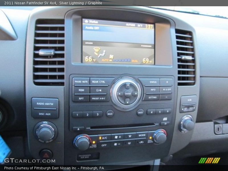 Silver Lightning / Graphite 2011 Nissan Pathfinder SV 4x4