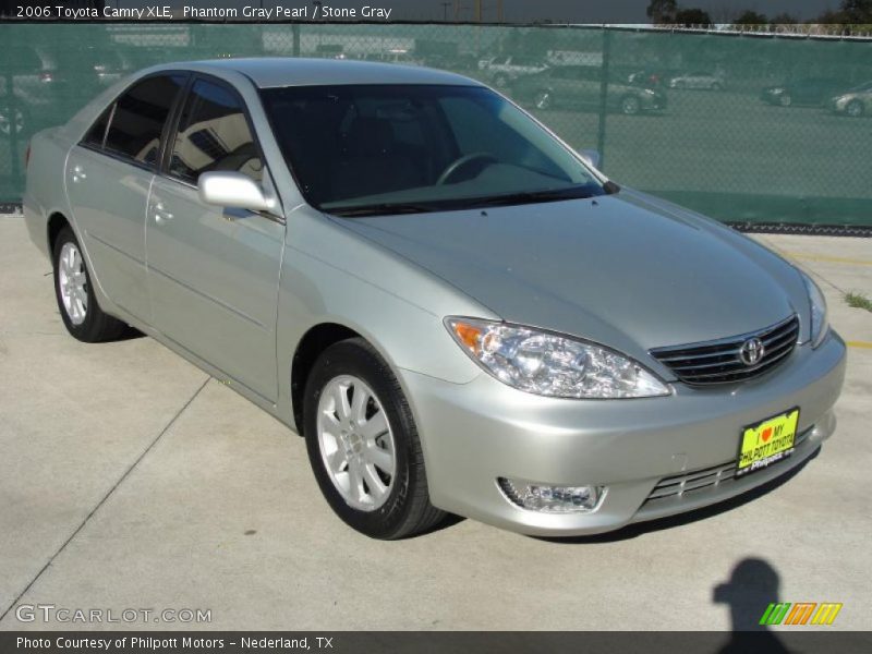 Phantom Gray Pearl / Stone Gray 2006 Toyota Camry XLE
