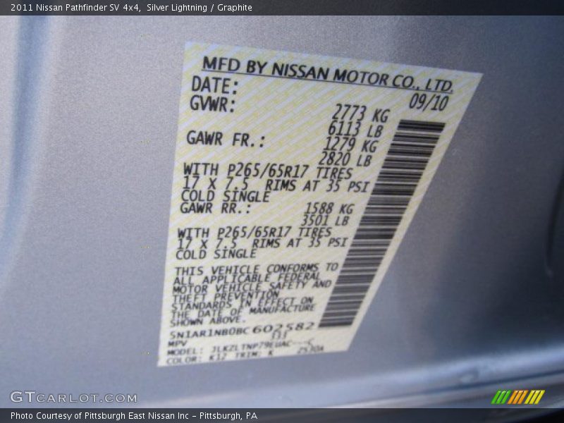 Silver Lightning / Graphite 2011 Nissan Pathfinder SV 4x4