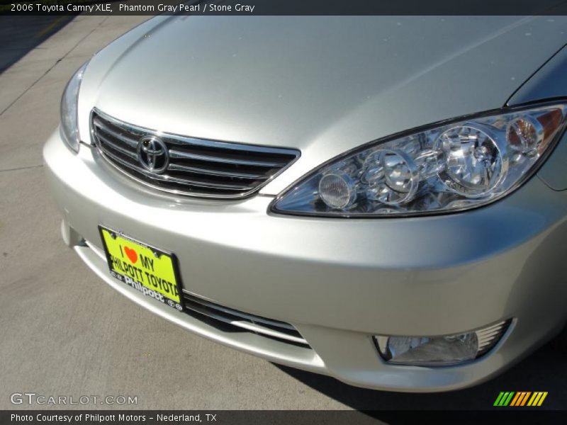 Phantom Gray Pearl / Stone Gray 2006 Toyota Camry XLE