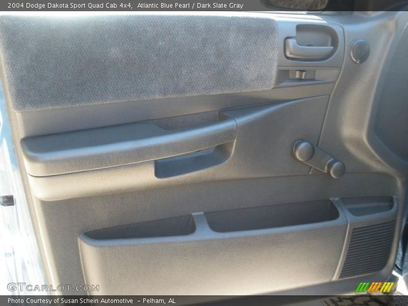 Atlantic Blue Pearl / Dark Slate Gray 2004 Dodge Dakota Sport Quad Cab 4x4