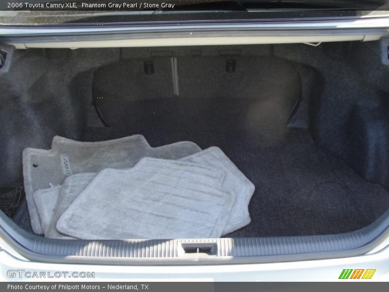 Phantom Gray Pearl / Stone Gray 2006 Toyota Camry XLE