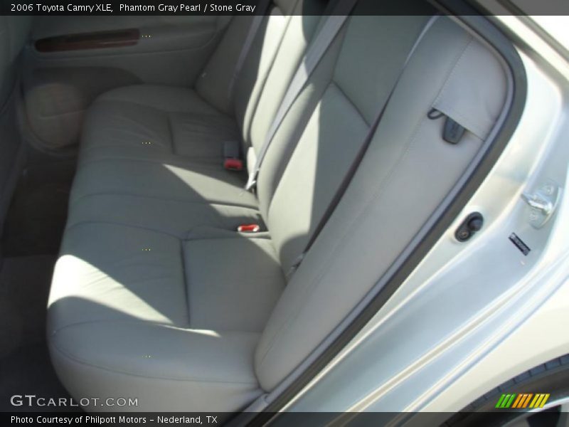 Phantom Gray Pearl / Stone Gray 2006 Toyota Camry XLE