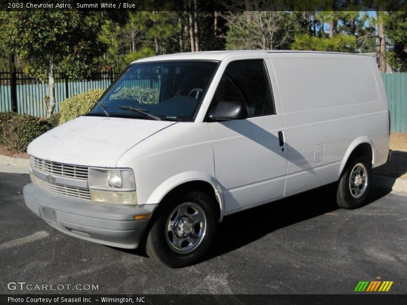 Summit White / Blue 2003 Chevrolet Astro