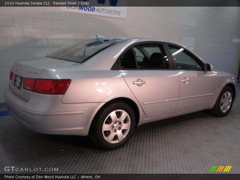 Radiant Silver / Gray 2010 Hyundai Sonata GLS