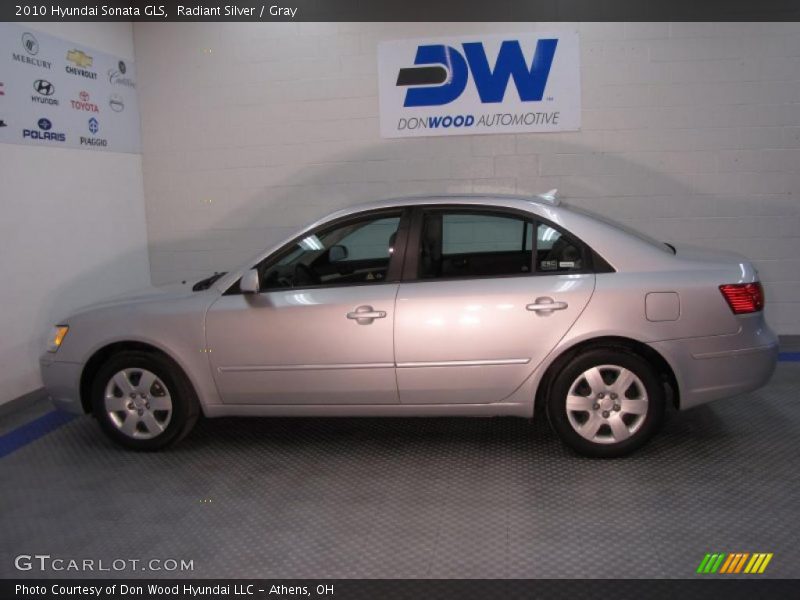 Radiant Silver / Gray 2010 Hyundai Sonata GLS