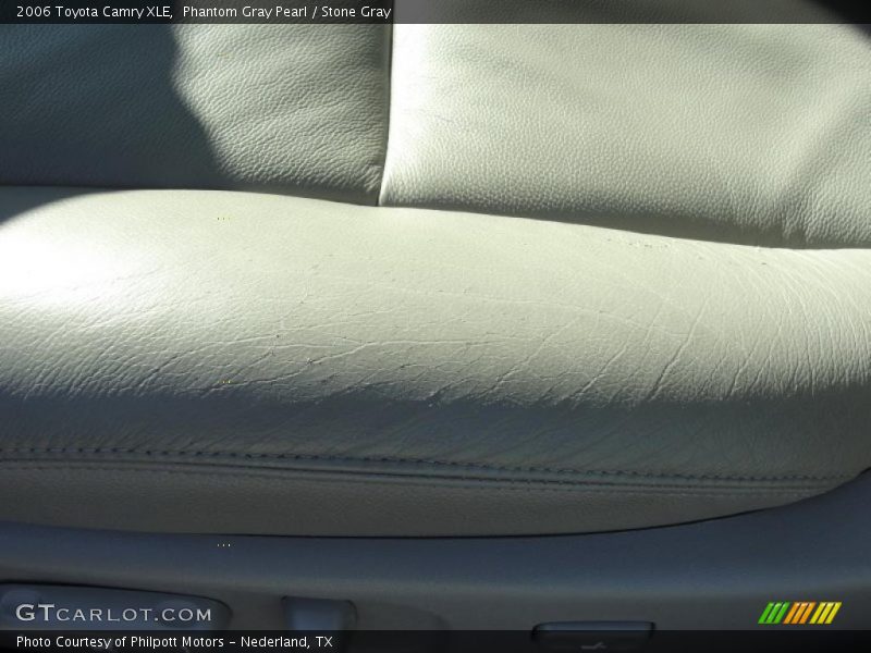 Phantom Gray Pearl / Stone Gray 2006 Toyota Camry XLE