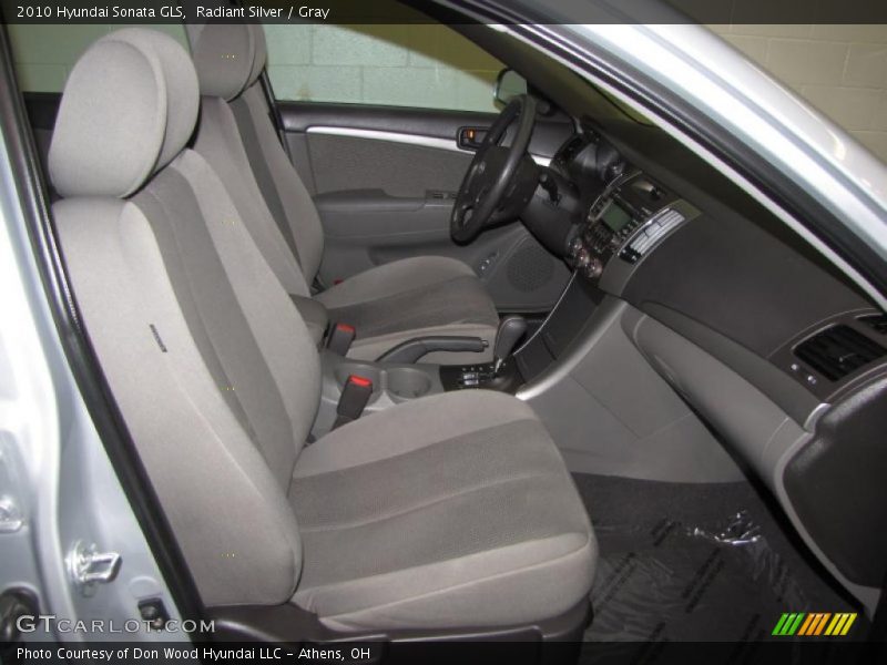 Radiant Silver / Gray 2010 Hyundai Sonata GLS