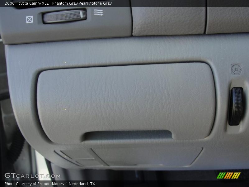 Phantom Gray Pearl / Stone Gray 2006 Toyota Camry XLE