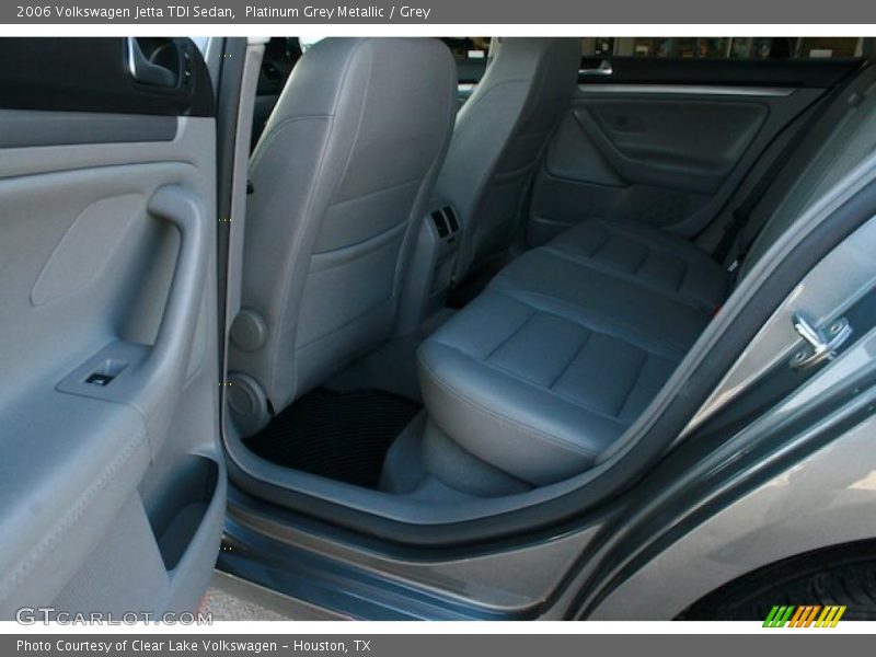 Platinum Grey Metallic / Grey 2006 Volkswagen Jetta TDI Sedan