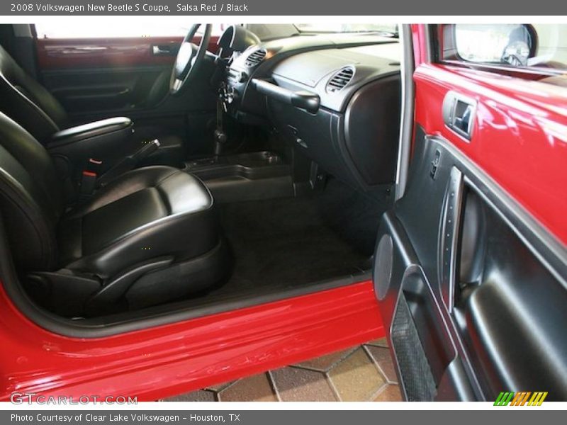 Salsa Red / Black 2008 Volkswagen New Beetle S Coupe