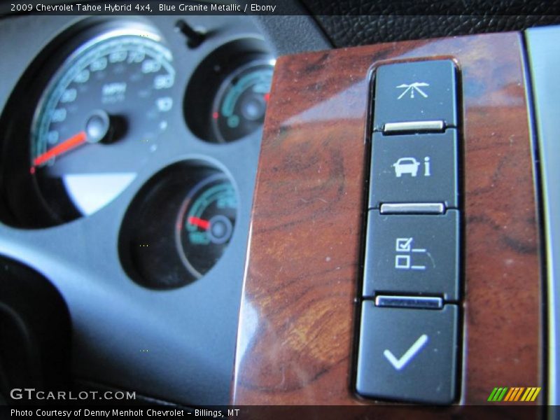 Controls of 2009 Tahoe Hybrid 4x4