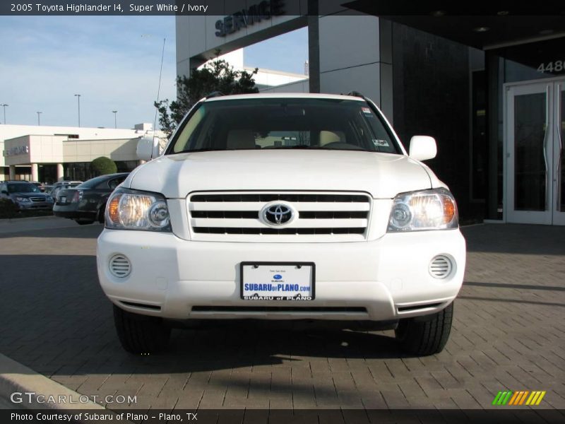 Super White / Ivory 2005 Toyota Highlander I4