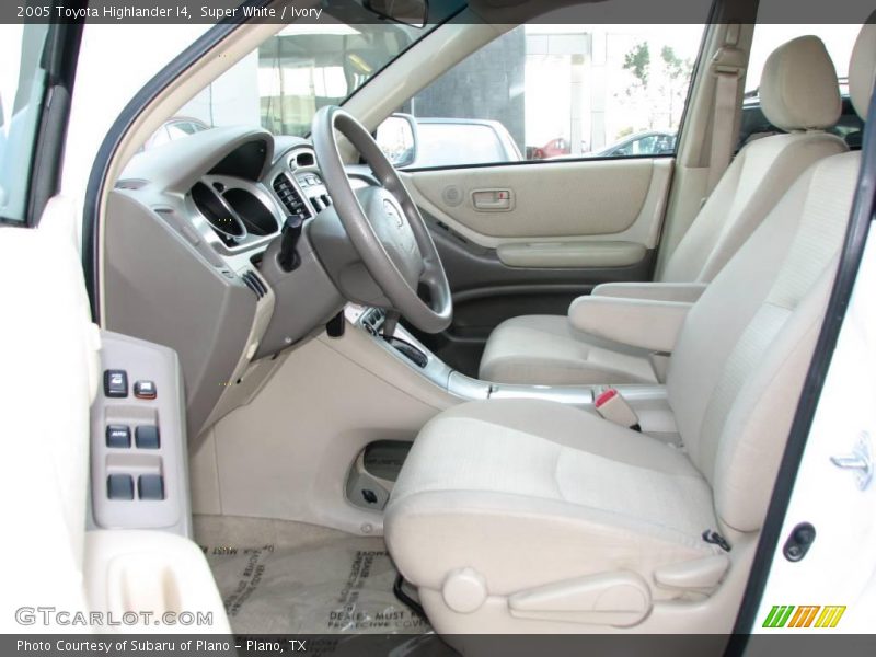 Super White / Ivory 2005 Toyota Highlander I4