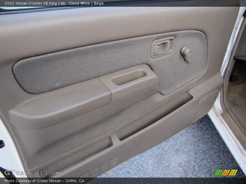 Cloud White / Beige 2002 Nissan Frontier XE King Cab