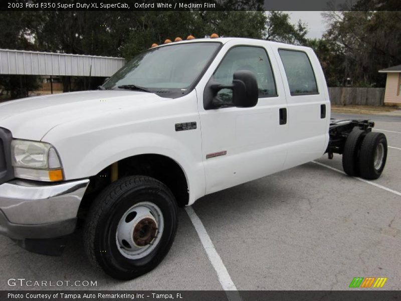 Oxford White / Medium Flint 2003 Ford F350 Super Duty XL SuperCab