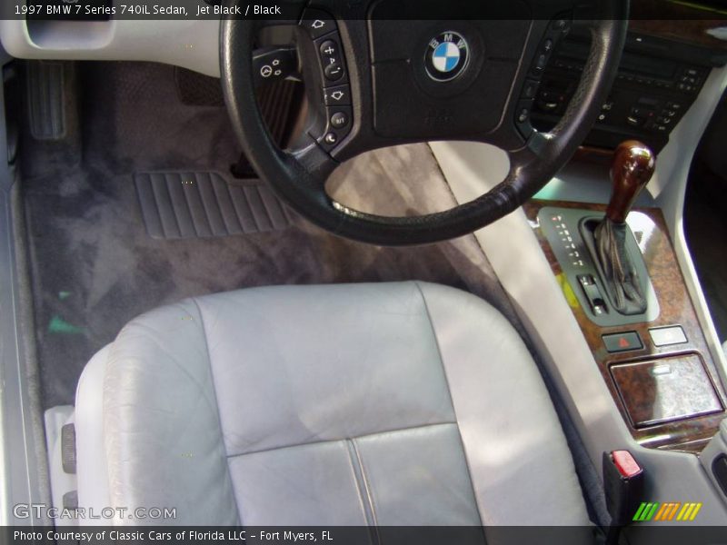 Jet Black / Black 1997 BMW 7 Series 740iL Sedan