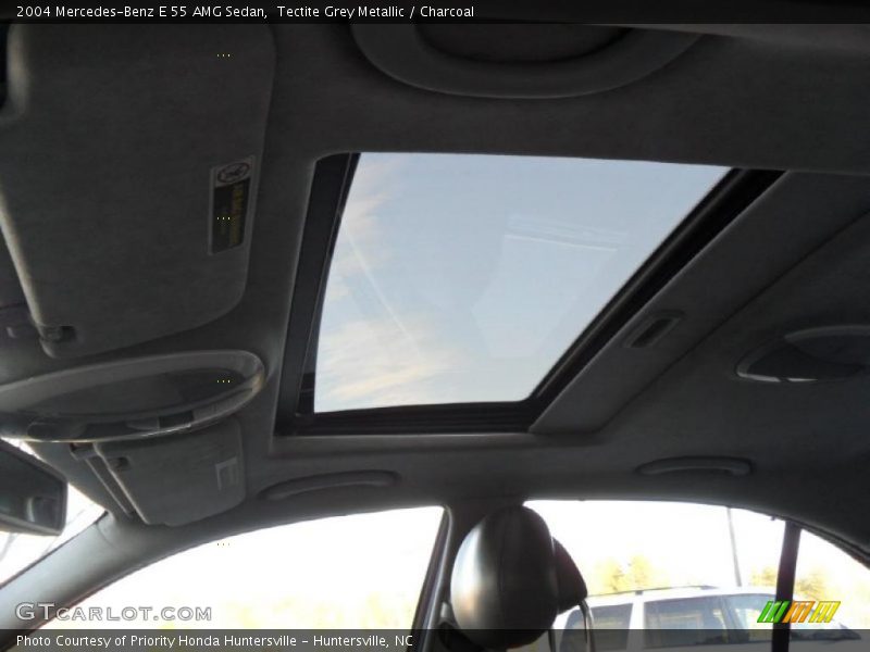 Sunroof of 2004 E 55 AMG Sedan