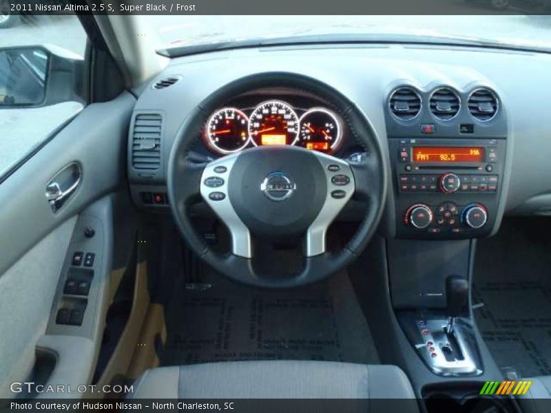 Super Black / Frost 2011 Nissan Altima 2.5 S