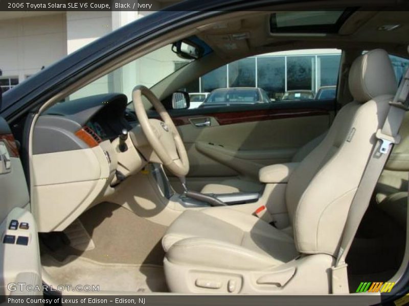 Black / Ivory 2006 Toyota Solara SLE V6 Coupe