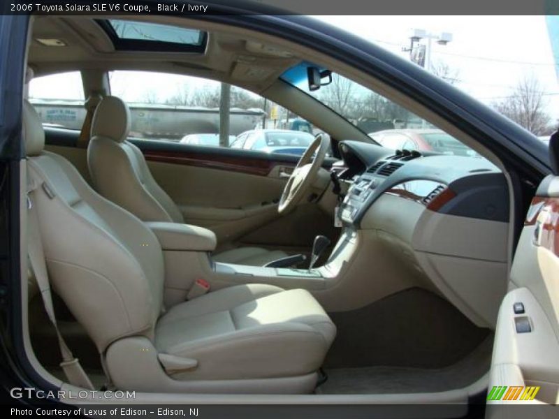 Black / Ivory 2006 Toyota Solara SLE V6 Coupe