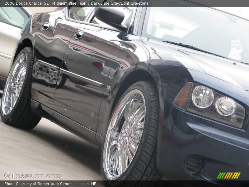 Midnight Blue Pearl / Dark Slate Gray/Light Graystone 2006 Dodge Charger SE