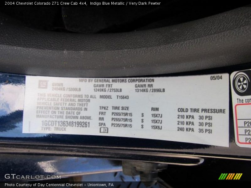 Indigo Blue Metallic / Very Dark Pewter 2004 Chevrolet Colorado Z71 Crew Cab 4x4