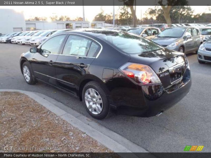 Super Black / Frost 2011 Nissan Altima 2.5 S
