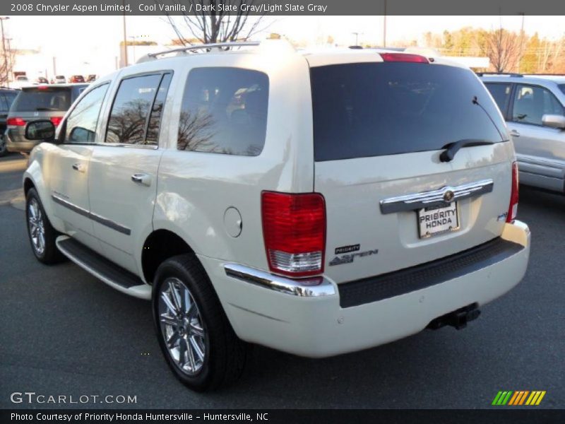 Cool Vanilla / Dark Slate Gray/Light Slate Gray 2008 Chrysler Aspen Limited