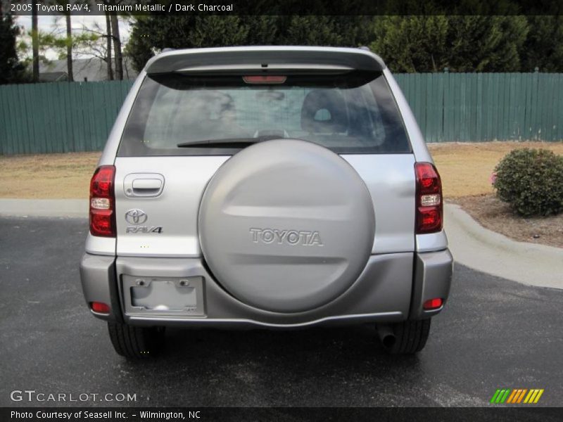 Titanium Metallic / Dark Charcoal 2005 Toyota RAV4