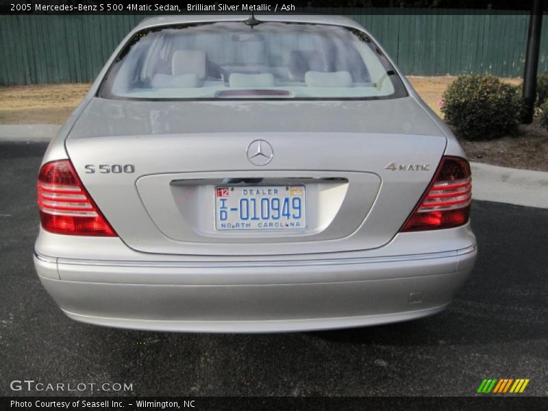 Brilliant Silver Metallic / Ash 2005 Mercedes-Benz S 500 4Matic Sedan