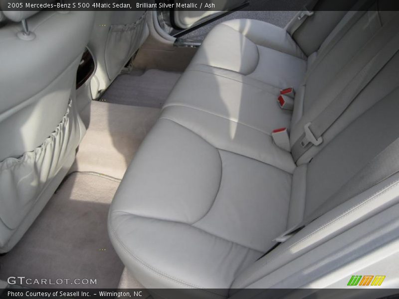 Brilliant Silver Metallic / Ash 2005 Mercedes-Benz S 500 4Matic Sedan