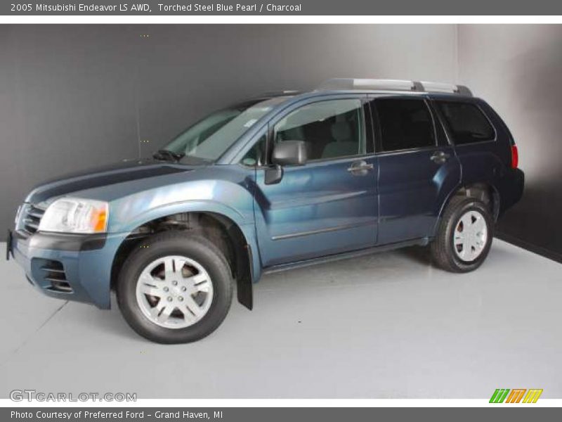 Torched Steel Blue Pearl / Charcoal 2005 Mitsubishi Endeavor LS AWD