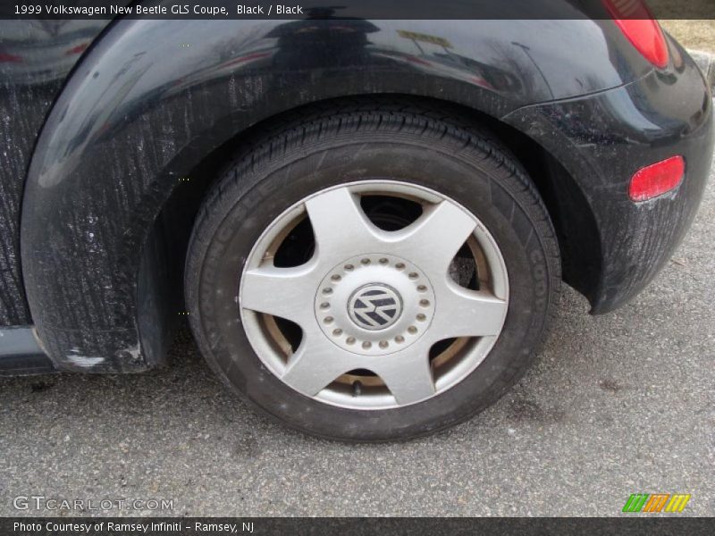 Black / Black 1999 Volkswagen New Beetle GLS Coupe