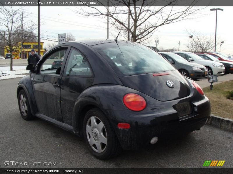 Black / Black 1999 Volkswagen New Beetle GLS Coupe