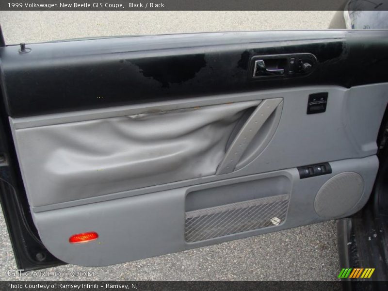 Black / Black 1999 Volkswagen New Beetle GLS Coupe