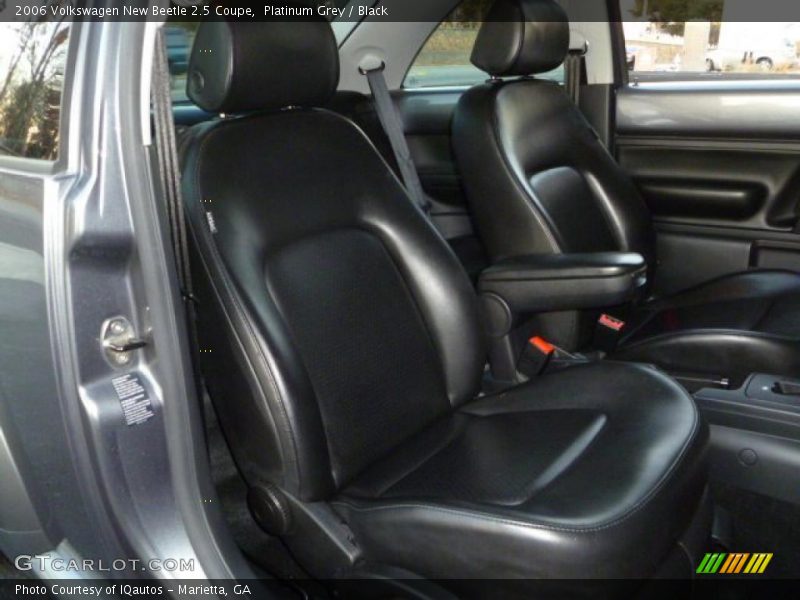 Platinum Grey / Black 2006 Volkswagen New Beetle 2.5 Coupe