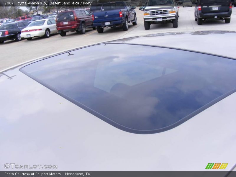 Desert Sand Mica / Ivory 2007 Toyota Avalon XLS