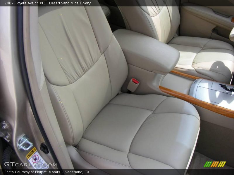 Desert Sand Mica / Ivory 2007 Toyota Avalon XLS