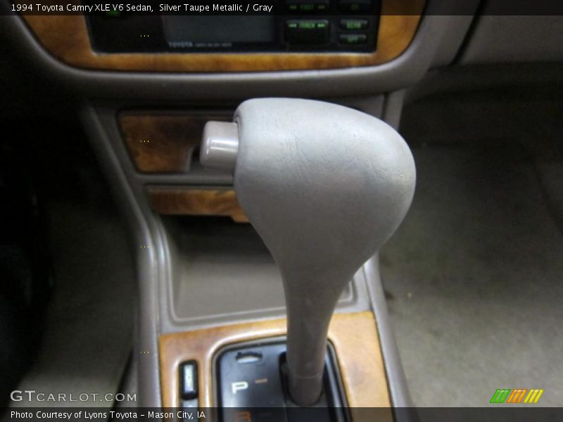 Silver Taupe Metallic / Gray 1994 Toyota Camry XLE V6 Sedan