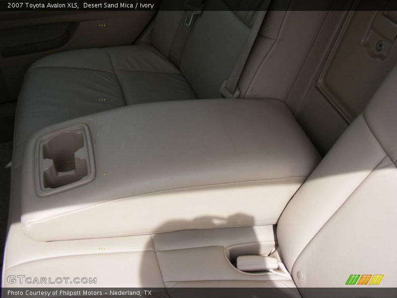 Desert Sand Mica / Ivory 2007 Toyota Avalon XLS