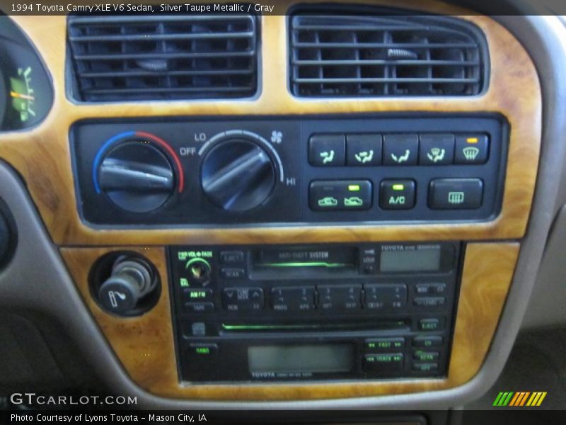 Silver Taupe Metallic / Gray 1994 Toyota Camry XLE V6 Sedan
