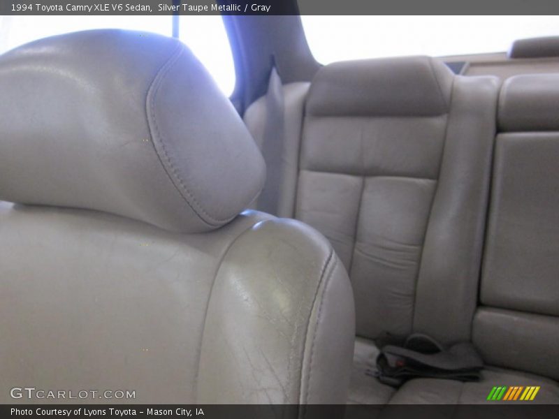 Silver Taupe Metallic / Gray 1994 Toyota Camry XLE V6 Sedan