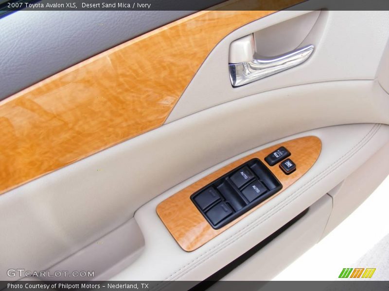 Desert Sand Mica / Ivory 2007 Toyota Avalon XLS